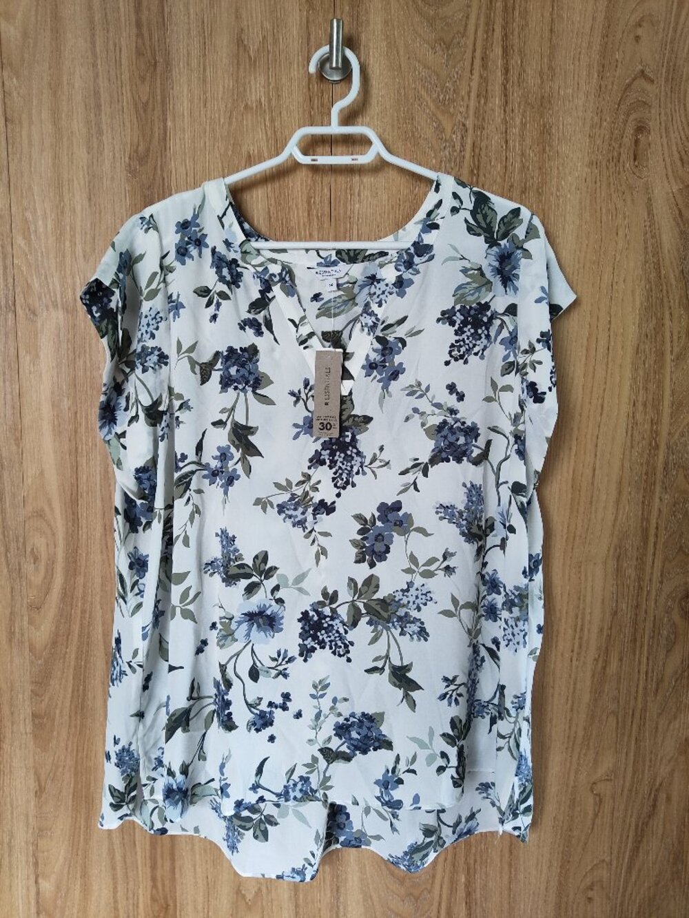 Reitmans Short Sleeve Blouse